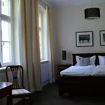 Herrenhaus Roeddelin