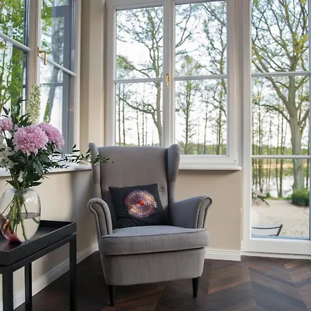 וילה Herrenhaus Roeddelin Mit Privater Badestelle