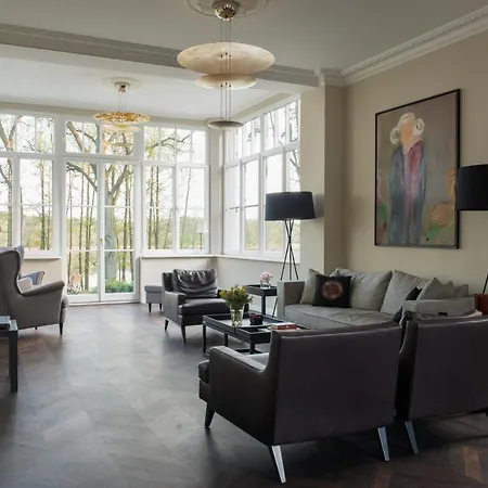 וילה Herrenhaus Roeddelin Mit Privater Badestelle