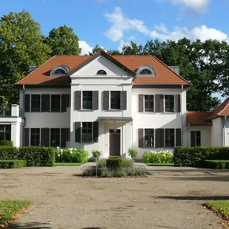 Herrenhaus Roeddelin Willa Templin
