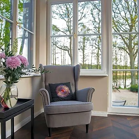 Herrenhaus Roeddelin Mit Privater Badestelle * Templin