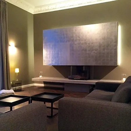 Herrenhaus Roeddelin Mit Privater Badestelle Vila