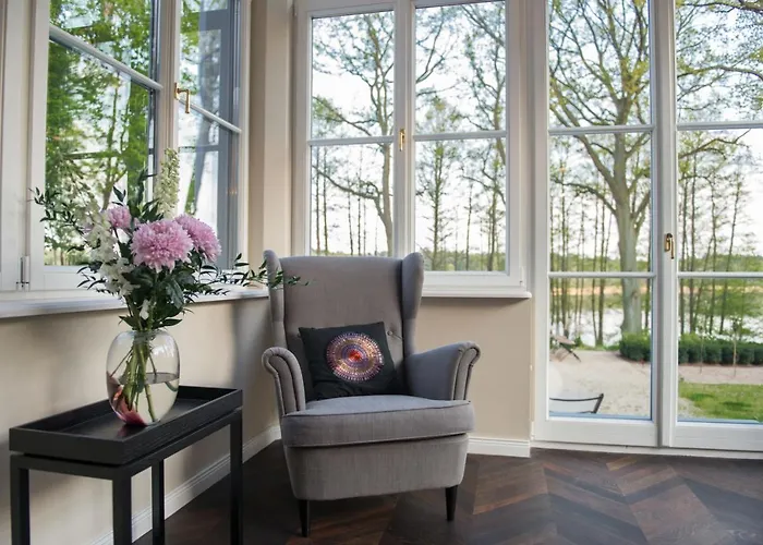 Villa Herrenhaus Roeddelin